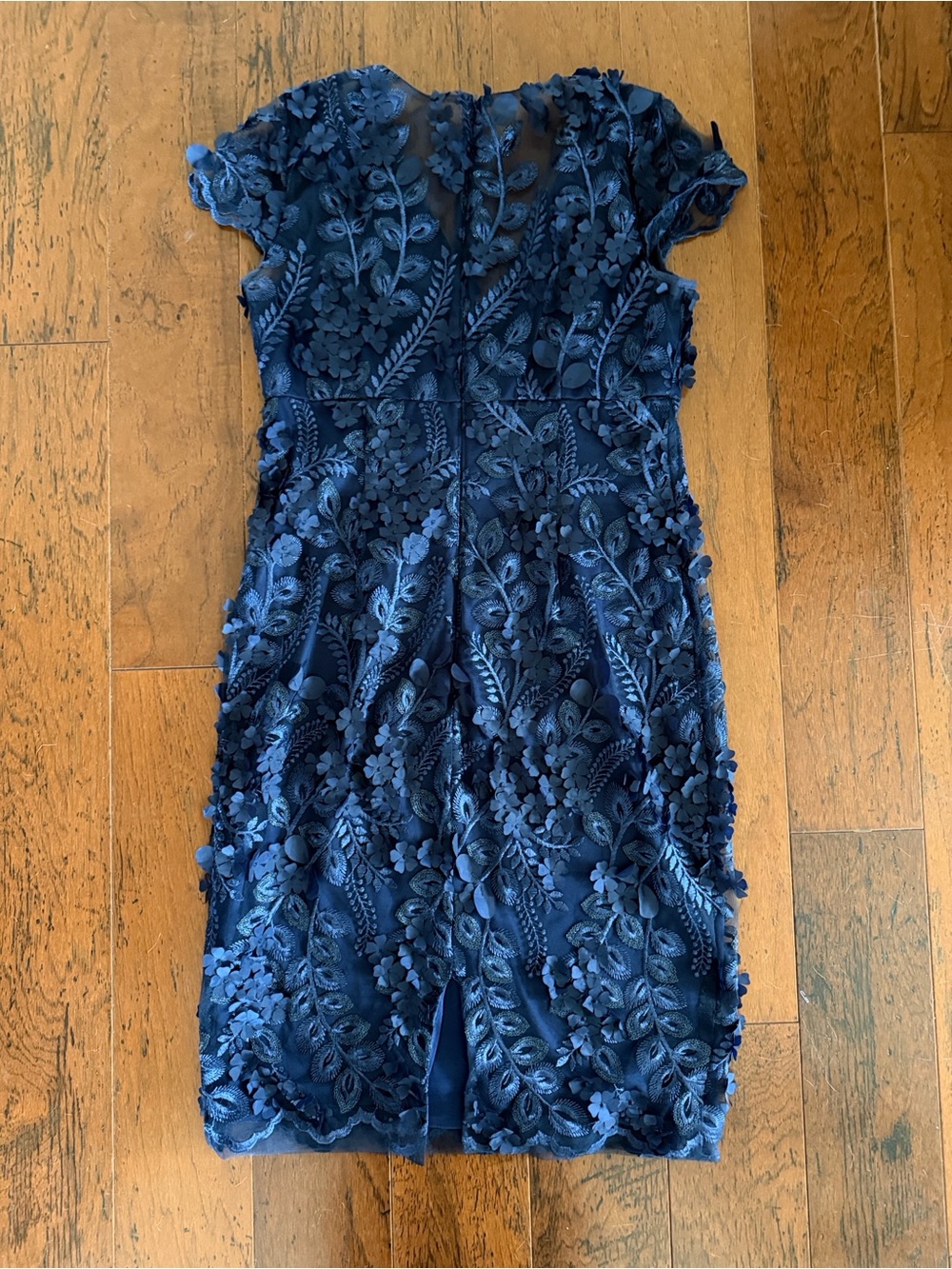 Carmen Marc Valvo Navy 3D Floral Midi Dress - Picture 3 of 9